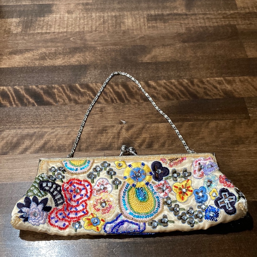Vintage beaded purse.